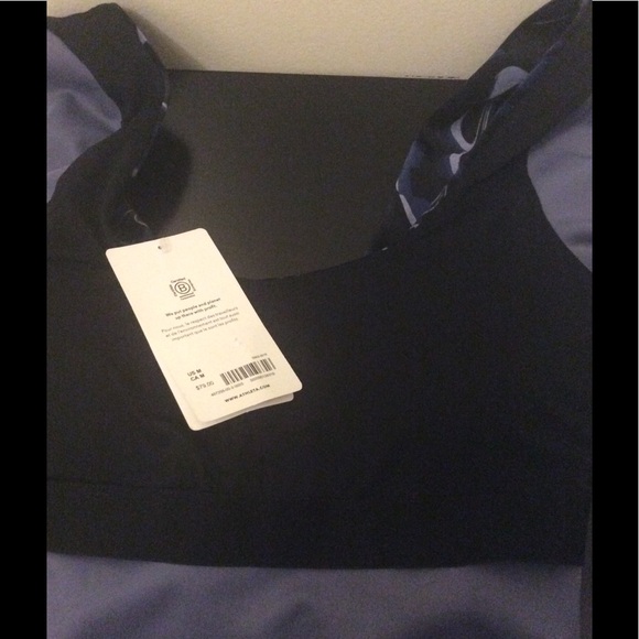 New with tags - Athleta Exhilarate velvet crop best for A-C cups - Picture 9 of 11